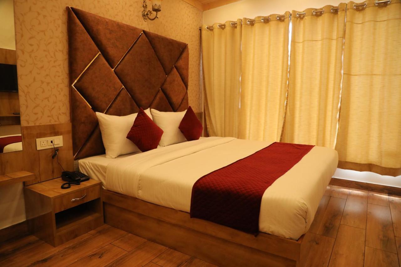 Dee Ess Residency Bed and Breakfast Shimla Exterior foto